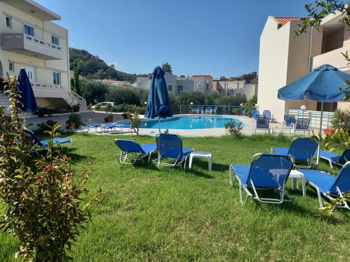 Michalis Litinas Apartments Agia Marina Dış mekan fotoğraf