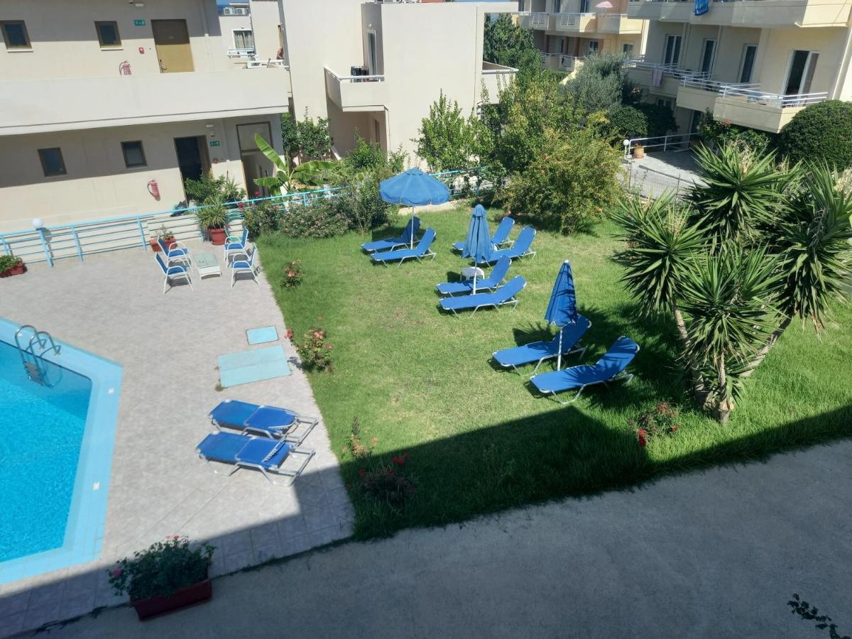 Michalis Litinas Apartments Agia Marina Dış mekan fotoğraf